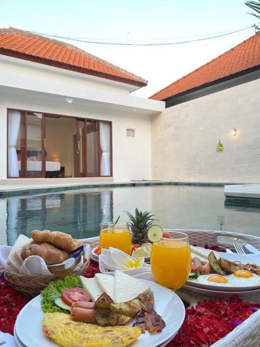 Villa Akmali Umalas 2Br With Private Pool & Jacuzzi Canggu Eksteriør billede