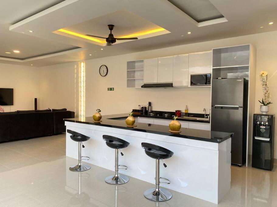 Villa Akmali Umalas 2Br With Private Pool & Jacuzzi Canggu Eksteriør billede