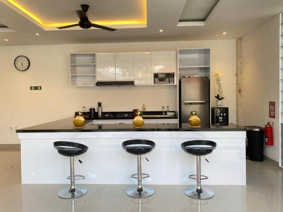 Villa Akmali Umalas 2Br With Private Pool & Jacuzzi Canggu Eksteriør billede