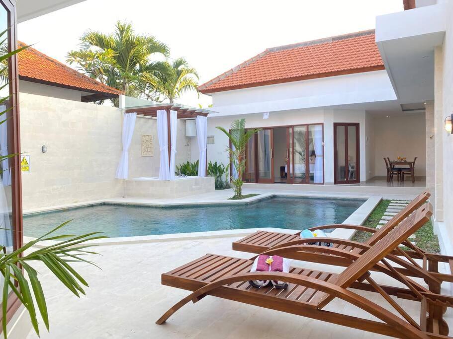 Villa Akmali Umalas 2Br With Private Pool & Jacuzzi Canggu Eksteriør billede